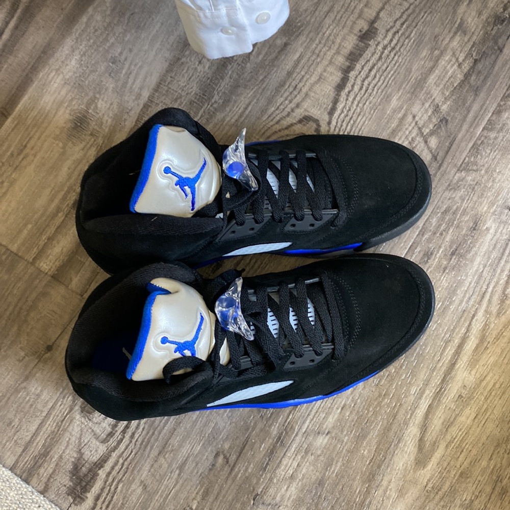 AIR JORDAN 5 RETRO
"Racer Blue"